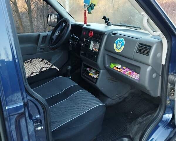Синій Фольксваген Transporter, об'ємом двигуна 2.5 л та пробігом 368 тис. км за 7500 $, фото 1 на Automoto.ua