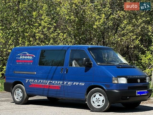Синий Фольксваген Transporter, объемом двигателя 2.5 л и пробегом 368 тыс. км за 7500 $, фото 1 на Automoto.ua