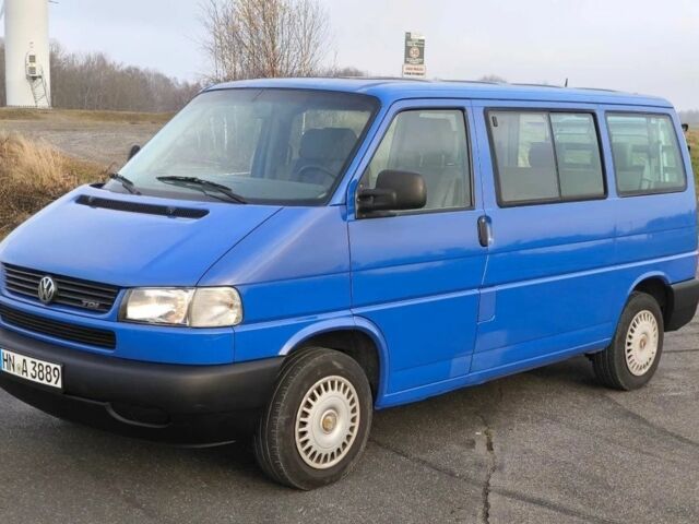Синий Фольксваген Transporter, объемом двигателя 2.5 л и пробегом 259 тыс. км за 3850 $, фото 1 на Automoto.ua