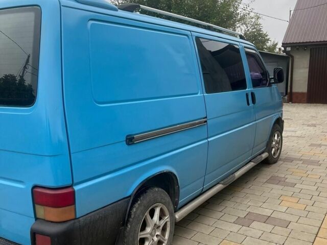 Синий Фольксваген Transporter, объемом двигателя 1.9 л и пробегом 693 тыс. км за 5400 $, фото 1 на Automoto.ua