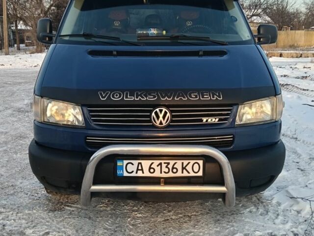 Синій Фольксваген Transporter, об'ємом двигуна 2.5 л та пробігом 271 тис. км за 8000 $, фото 1 на Automoto.ua