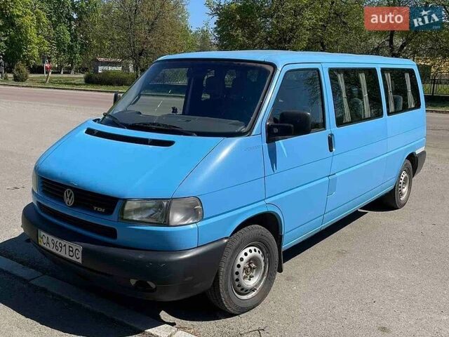 Синий Фольксваген Transporter, объемом двигателя 2.5 л и пробегом 520 тыс. км за 9000 $, фото 1 на Automoto.ua