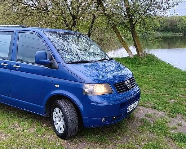 Синий Фольксваген Transporter, объемом двигателя 2.5 л и пробегом 315 тыс. км за 7500 $, фото 1 на Automoto.ua