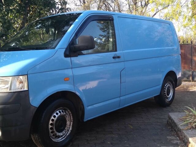 Синий Фольксваген Transporter, объемом двигателя 2.5 л и пробегом 350 тыс. км за 7400 $, фото 1 на Automoto.ua