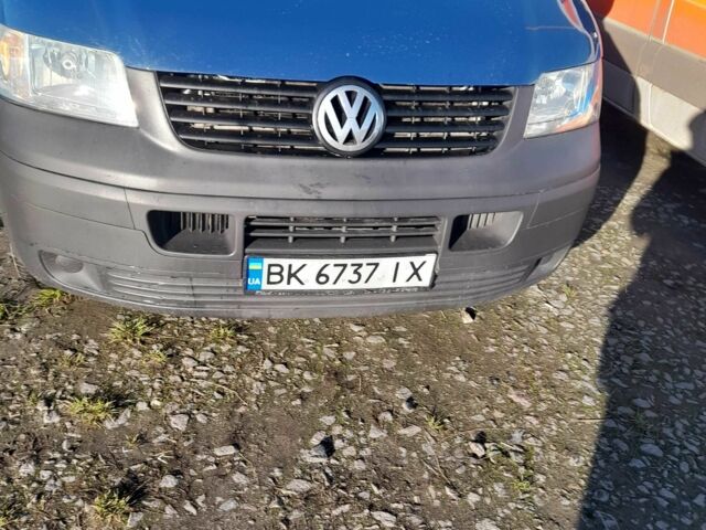 Синий Фольксваген Transporter, объемом двигателя 1.9 л и пробегом 363 тыс. км за 9000 $, фото 1 на Automoto.ua