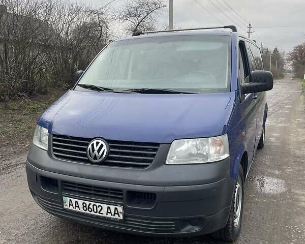 Синій Фольксваген Transporter, об'ємом двигуна 1.9 л та пробігом 362 тис. км за 8800 $, фото 1 на Automoto.ua