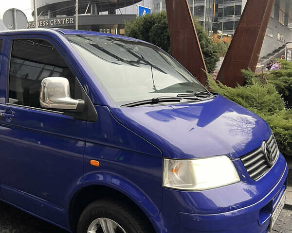 Синий Фольксваген Transporter, объемом двигателя 2.5 л и пробегом 395 тыс. км за 9999 $, фото 1 на Automoto.ua