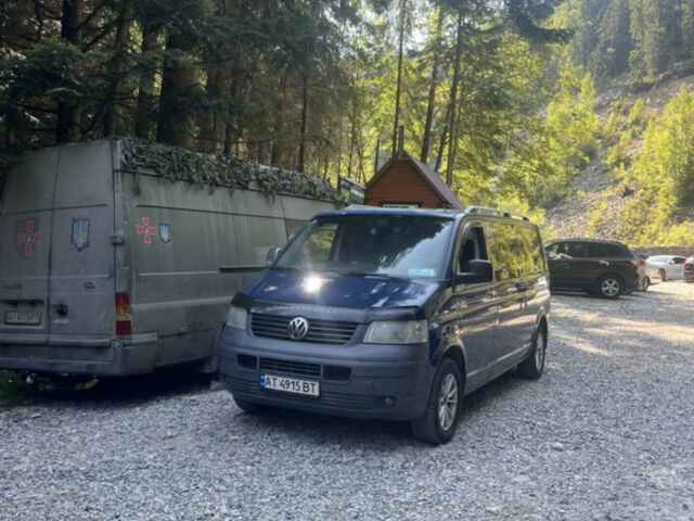 Синій Фольксваген Transporter, об'ємом двигуна 2.46 л та пробігом 498 тис. км за 11000 $, фото 1 на Automoto.ua