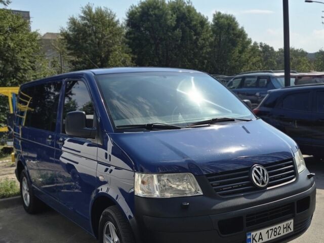 Синій Фольксваген Transporter, об'ємом двигуна 2.5 л та пробігом 330 тис. км за 9840 $, фото 1 на Automoto.ua