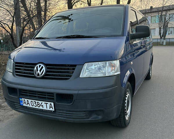 Синий Фольксваген Transporter, объемом двигателя 2.46 л и пробегом 433 тыс. км за 10200 $, фото 1 на Automoto.ua