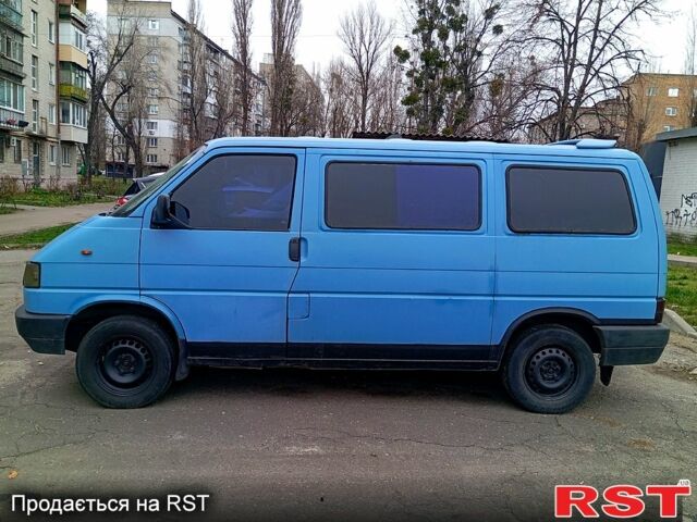 Синий Фольксваген Transporter, объемом двигателя 1.9 л и пробегом 500 тыс. км за 3000 $, фото 1 на Automoto.ua