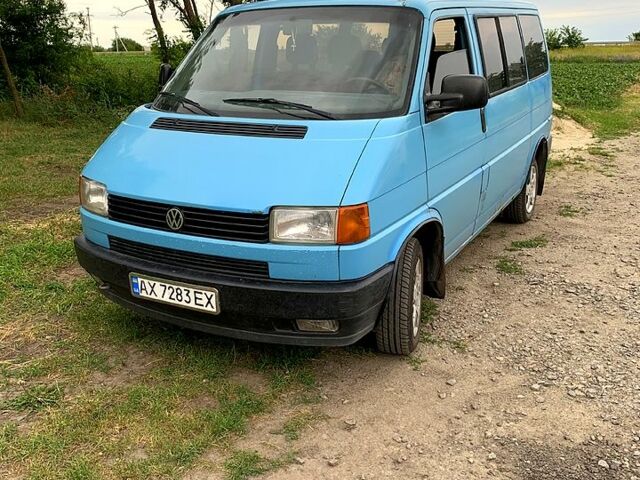 Синий Фольксваген Transporter, объемом двигателя 1.9 л и пробегом 400 тыс. км за 3000 $, фото 1 на Automoto.ua