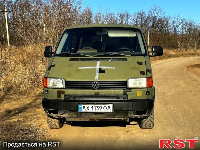 Синій Фольксваген Transporter, об'ємом двигуна 2.4 л та пробігом 1 тис. км за 3500 $, фото 1 на Automoto.ua