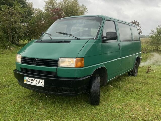 Зелений Фольксваген Transporter, об'ємом двигуна 2 л та пробігом 350 тис. км за 1550 $, фото 1 на Automoto.ua