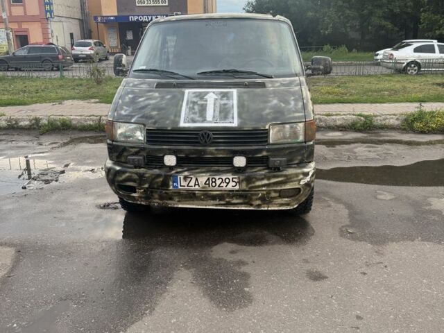 Зеленый Фольксваген Transporter, объемом двигателя 1.9 л и пробегом 350 тыс. км за 2300 $, фото 1 на Automoto.ua