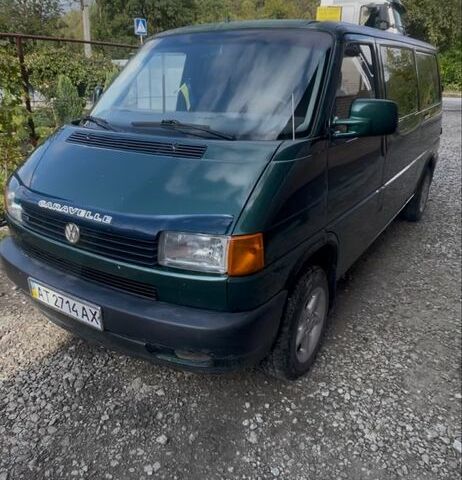 Зеленый Фольксваген Transporter, объемом двигателя 2.5 л и пробегом 300 тыс. км за 4200 $, фото 1 на Automoto.ua