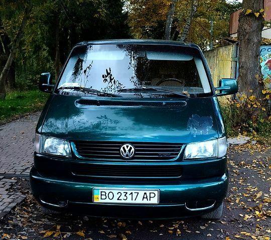 Зеленый Фольксваген Transporter, объемом двигателя 2.5 л и пробегом 387 тыс. км за 6250 $, фото 1 на Automoto.ua