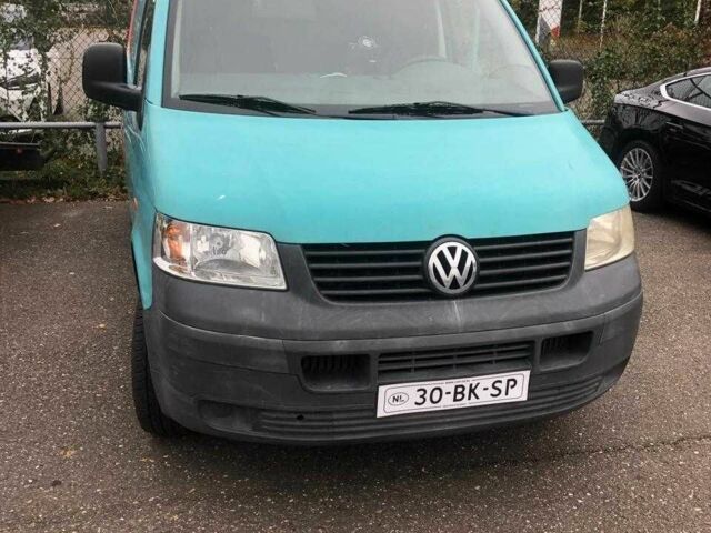 Зеленый Фольксваген Transporter, объемом двигателя 1.9 л и пробегом 310 тыс. км за 4500 $, фото 1 на Automoto.ua