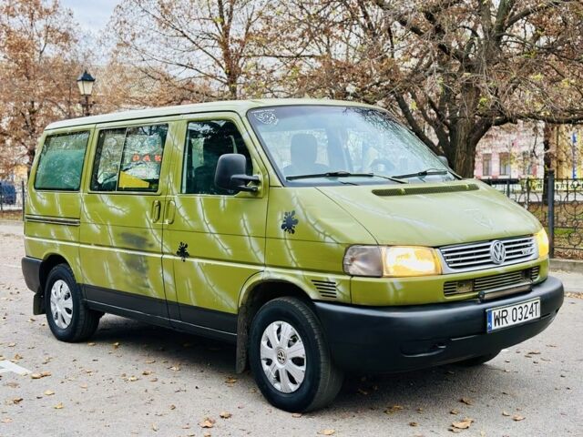 Зеленый Фольксваген Transporter, объемом двигателя 2.5 л и пробегом 290 тыс. км за 3903 $, фото 1 на Automoto.ua