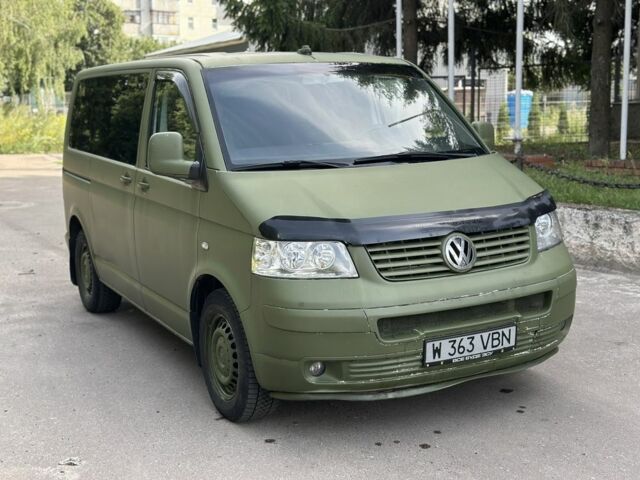 Зеленый Фольксваген Transporter, объемом двигателя 2.5 л и пробегом 400 тыс. км за 4900 $, фото 1 на Automoto.ua