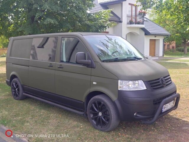 Зеленый Фольксваген Transporter, объемом двигателя 2 л и пробегом 220 тыс. км за 3500 $, фото 1 на Automoto.ua