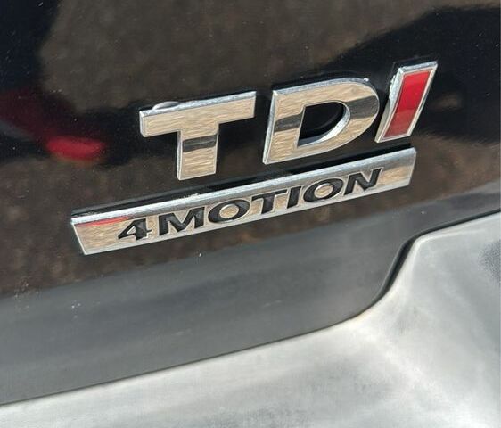 Зелений Фольксваген Transporter, об'ємом двигуна 2.5 л та пробігом 300 тис. км за 5228 $, фото 1 на Automoto.ua