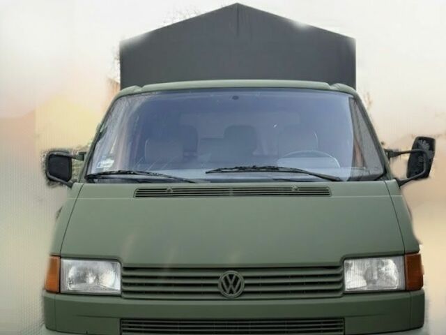 Зеленый Фольксваген Transporter, объемом двигателя 2.4 л и пробегом 240 тыс. км за 3600 $, фото 1 на Automoto.ua