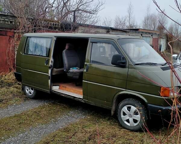 Зеленый Фольксваген Transporter, объемом двигателя 1.9 л и пробегом 250 тыс. км за 3086 $, фото 1 на Automoto.ua