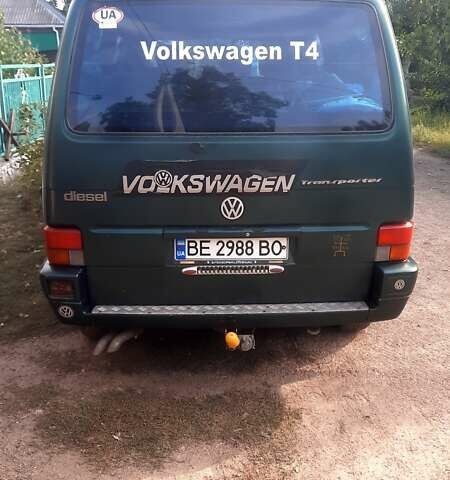 Зеленый Фольксваген Transporter, объемом двигателя 0 л и пробегом 364 тыс. км за 5500 $, фото 1 на Automoto.ua