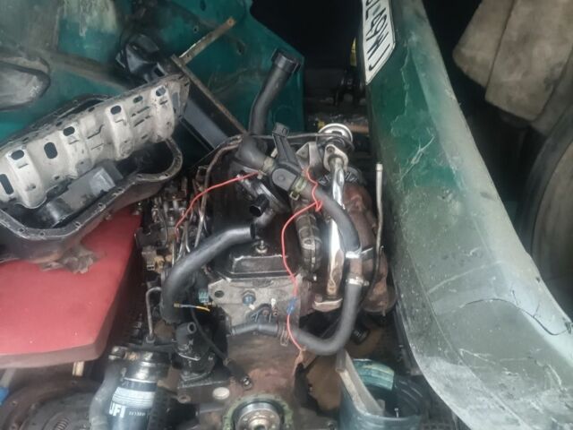 Зеленый Фольксваген Transporter, объемом двигателя 1.9 л и пробегом 400 тыс. км за 709 $, фото 1 на Automoto.ua