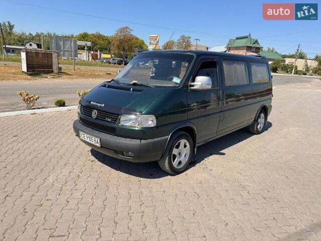 Зеленый Фольксваген Transporter, объемом двигателя 2.5 л и пробегом 370 тыс. км за 7250 $, фото 1 на Automoto.ua