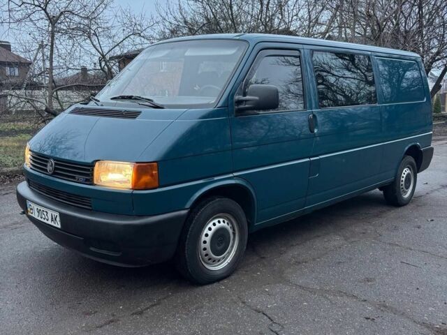 Зеленый Фольксваген Transporter, объемом двигателя 2.5 л и пробегом 329 тыс. км за 6300 $, фото 1 на Automoto.ua