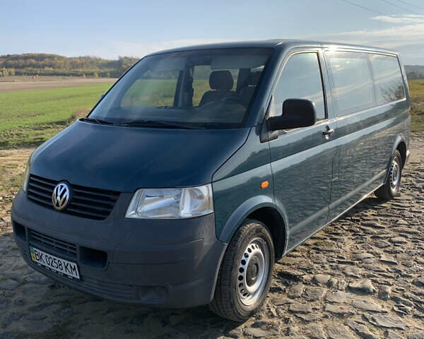 Зеленый Фольксваген Transporter, объемом двигателя 1.9 л и пробегом 341 тыс. км за 10300 $, фото 1 на Automoto.ua