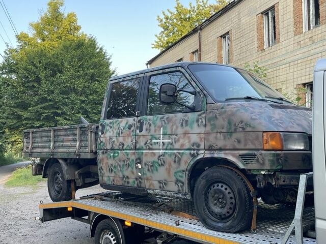 Зеленый Фольксваген Transporter, объемом двигателя 1.9 л и пробегом 300 тыс. км за 850 $, фото 1 на Automoto.ua