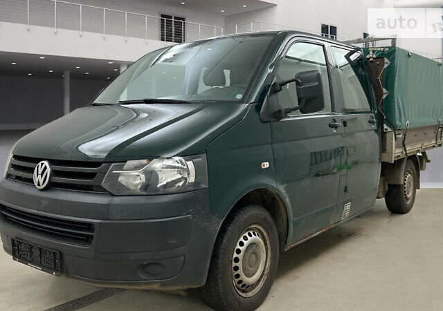 Зеленый Фольксваген Transporter, объемом двигателя 0 л и пробегом 176 тыс. км за 11000 $, фото 1 на Automoto.ua