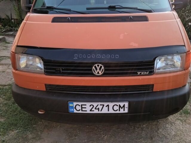 Оранжевый Фольксваген Transporter, объемом двигателя 0 л и пробегом 615 тыс. км за 4800 $, фото 1 на Automoto.ua