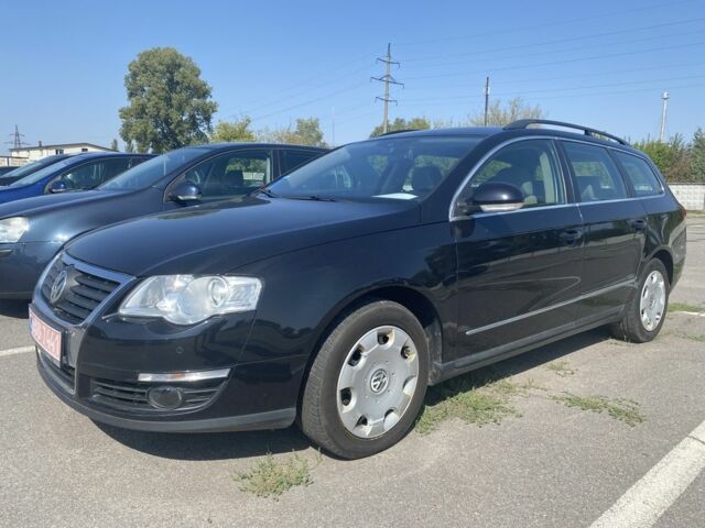 Черный Фольксваген Variant, объемом двигателя 2 л и пробегом 220 тыс. км за 6950 $, фото 1 на Automoto.ua