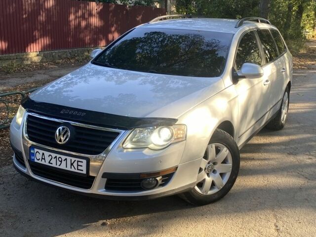 Серый Фольксваген Variant, объемом двигателя 2 л и пробегом 279 тыс. км за 6550 $, фото 1 на Automoto.ua