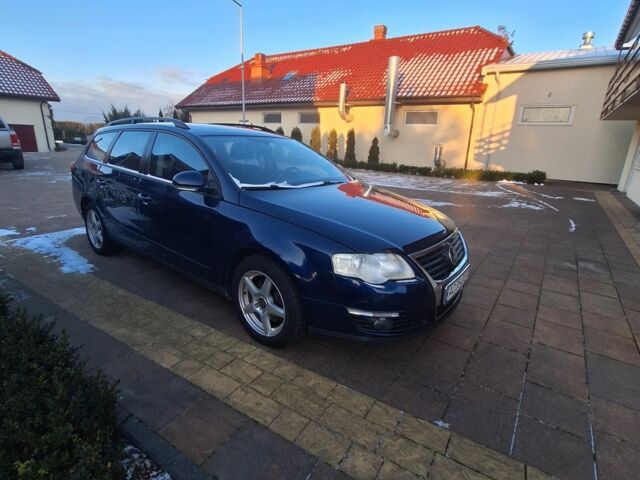 Синий Фольксваген Variant, объемом двигателя 1.6 л и пробегом 218 тыс. км за 5000 $, фото 1 на Automoto.ua