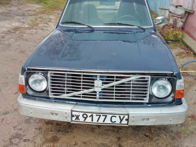 Синий Вольво 240, объемом двигателя 0 л и пробегом 1 тыс. км за 1000 $, фото 1 на Automoto.ua