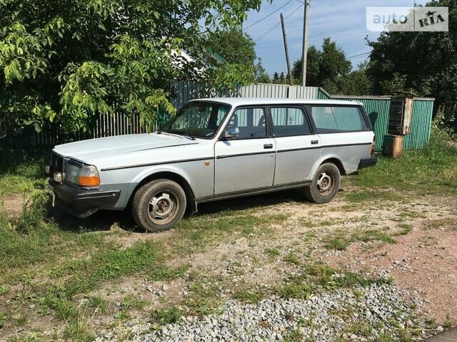 Білий Вольво 245, об'ємом двигуна 2.4 л та пробігом 7 тис. км за 1300 $, фото 1 на Automoto.ua