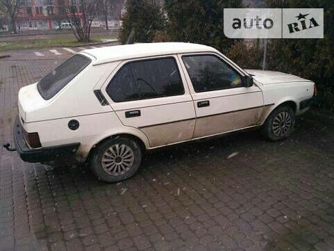 Вольво 340, об'ємом двигуна 0 л та пробігом 120 тис. км за 1100 $, фото 1 на Automoto.ua