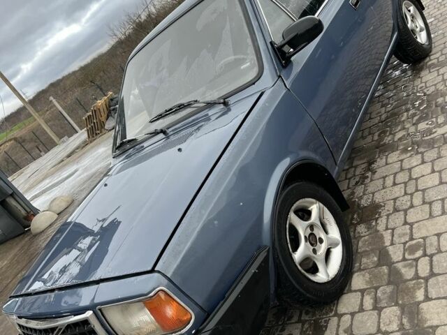 Серый Вольво 340, объемом двигателя 0 л и пробегом 280 тыс. км за 475 $, фото 1 на Automoto.ua