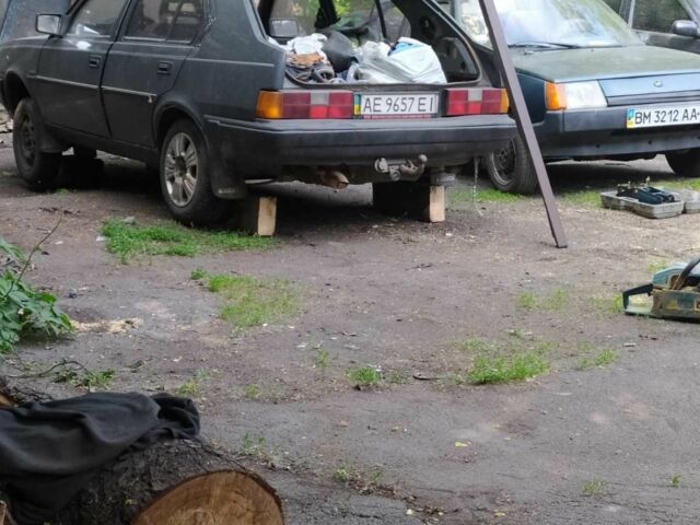 Сірий Вольво 340, об'ємом двигуна 1 л та пробігом 1 тис. км за 448 $, фото 1 на Automoto.ua