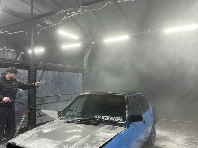 Синий Вольво 340, объемом двигателя 2 л и пробегом 66 тыс. км за 214 $, фото 1 на Automoto.ua