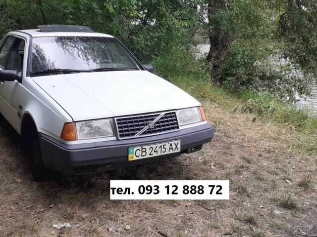 Білий Вольво 440, об'ємом двигуна 1.8 л та пробігом 300 тис. км за 1600 $, фото 1 на Automoto.ua