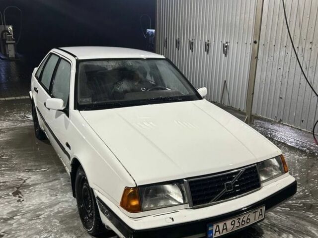 Білий Вольво 440, об'ємом двигуна 1.7 л та пробігом 3 тис. км за 516 $, фото 1 на Automoto.ua