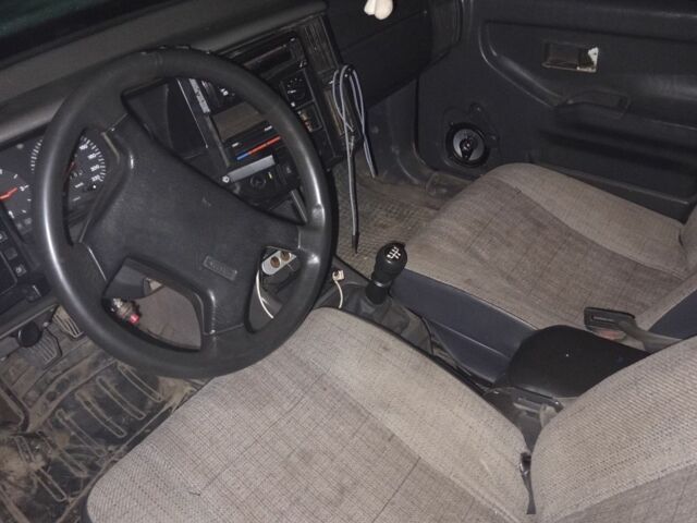 Белый Вольво 440, объемом двигателя 0 л и пробегом 317 тыс. км за 350 $, фото 1 на Automoto.ua