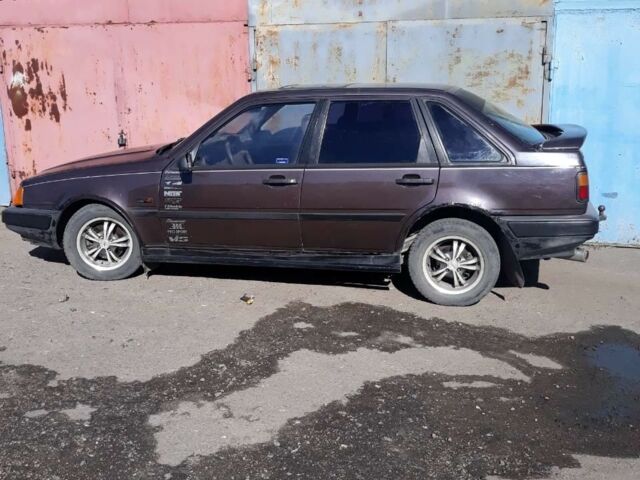 Коричневий Вольво 440, об'ємом двигуна 1.8 л та пробігом 1 тис. км за 900 $, фото 1 на Automoto.ua