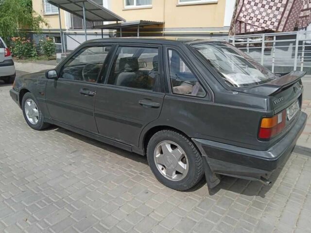 Сірий Вольво 440, об'ємом двигуна 0 л та пробігом 635 тис. км за 1516 $, фото 1 на Automoto.ua